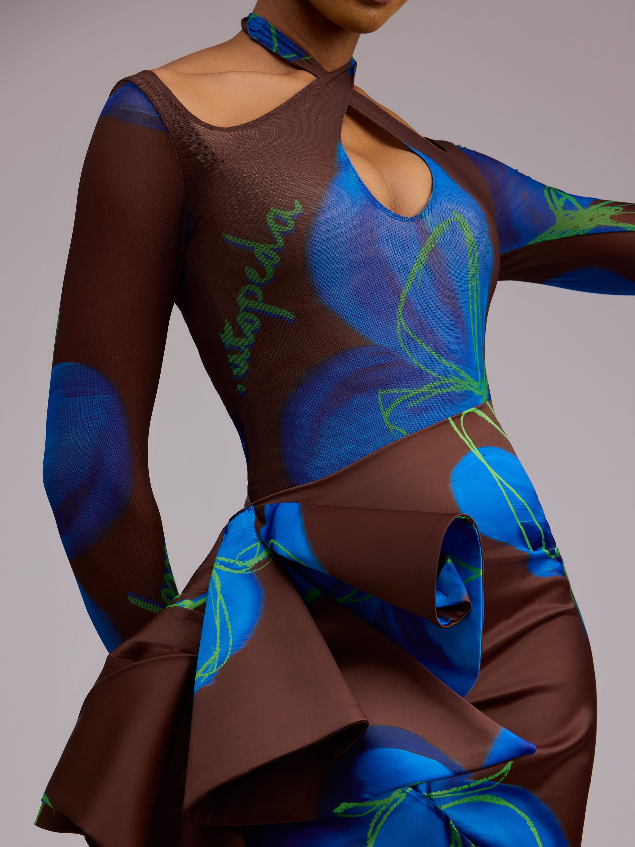 THE BUTTERFLY SET -  BROWN